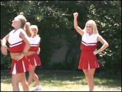 TEEN TEEN Cheerleaders  